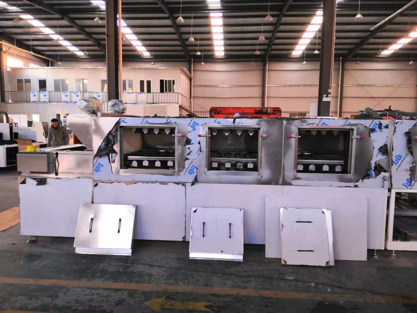 鋁件除油去蠟通過式噴淋清洗機(jī)